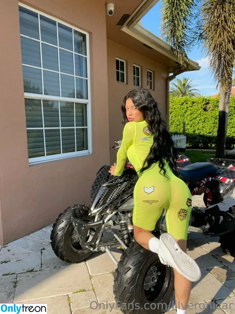 Lilveronicar nude photo #0222 (Veronica Rodriguez / vrodlive)