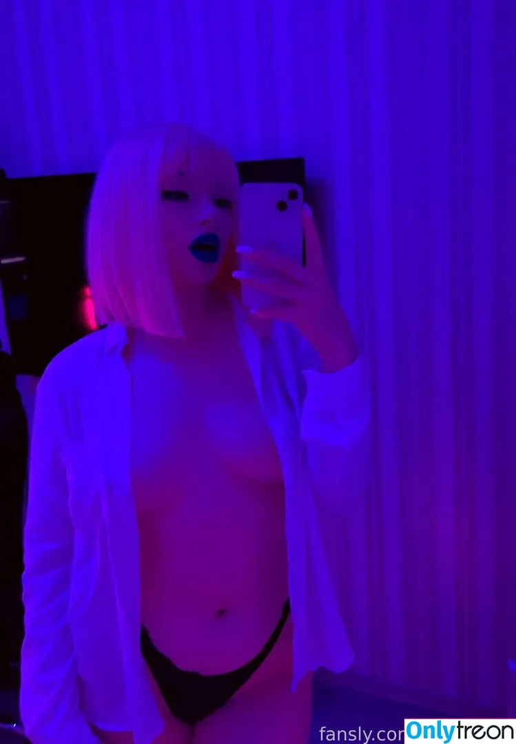Lilxstasia nude photo #0138 (_lilxstasia / nutellows)
