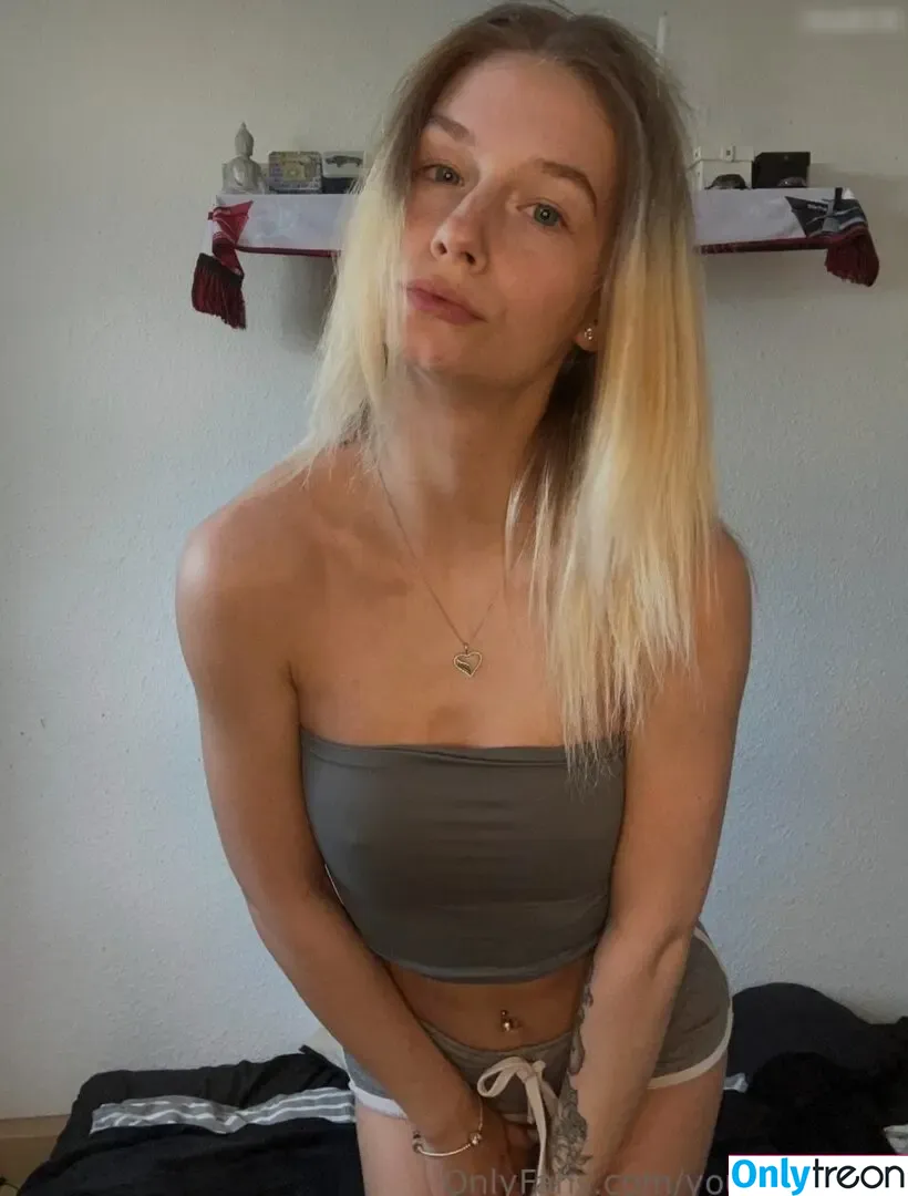 Lily nude photo #0176 (lilypi / lilypi34)