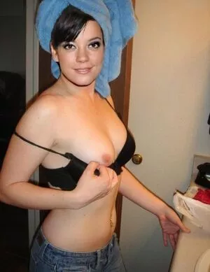 Lily Allen / lilyallen nude photo #0229