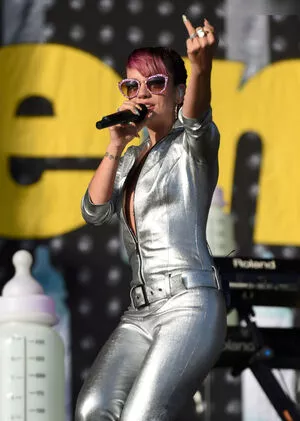 Lily Allen / lilyallen nude photo #0238