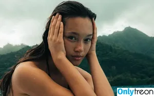 Lily Chee / lilychee nude photo #0957