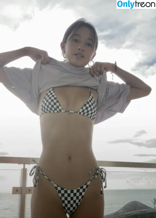 Lily Chee nude photo #0151 (lilychee)