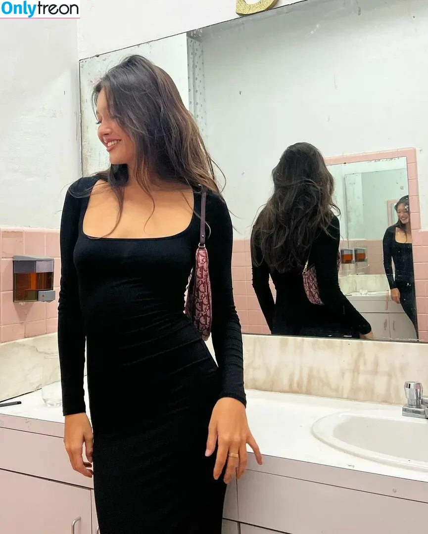 Lily Chee nude photo #0310 (lilychee)
