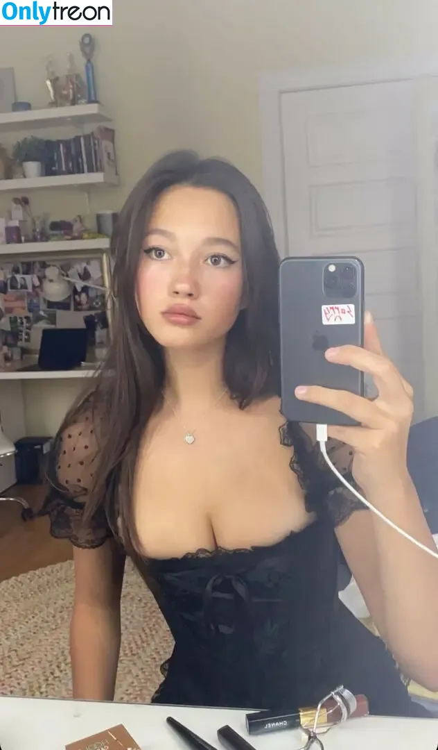 Lily Chee nude photo #0525 (lilychee)