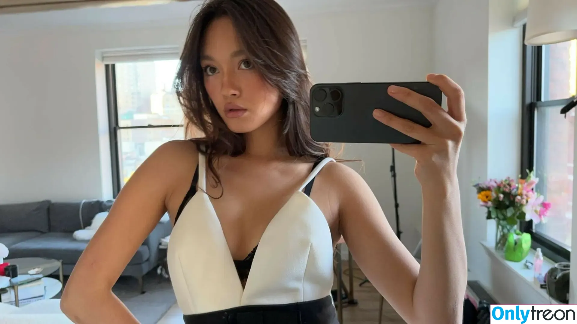 Lily Chee nude photo #0560 (lilychee)