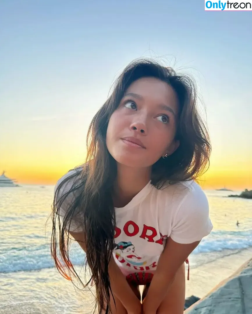 Lily Chee nude photo #0598 (lilychee)