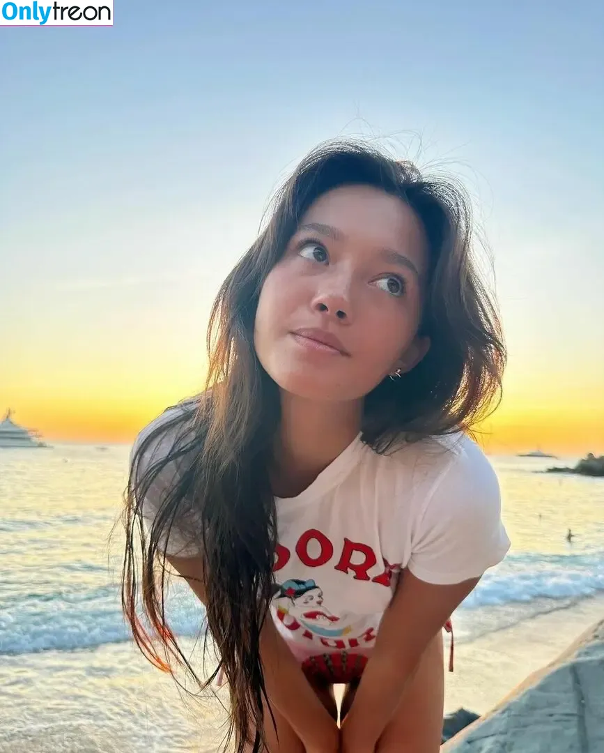 Lily Chee nude photo #0601 (lilychee)