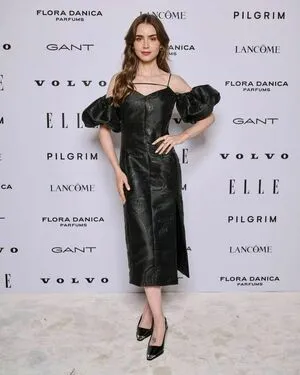 Lily Collins / lilyjcollins nude photo #0119
