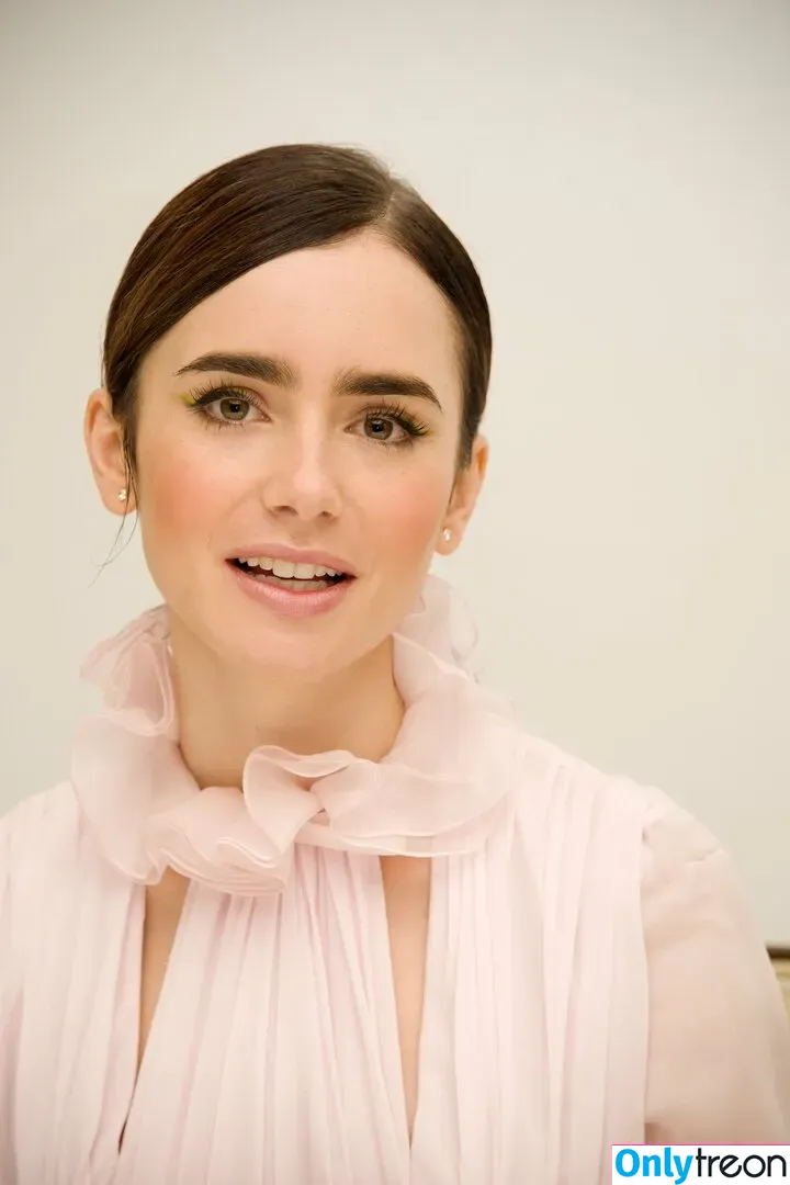 Lily Collins nude photo #0009 (lilyjcollins)