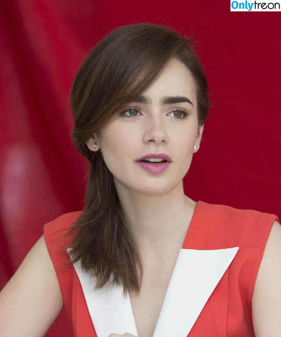 Lily Collins nude photo #0015 (lilyjcollins)