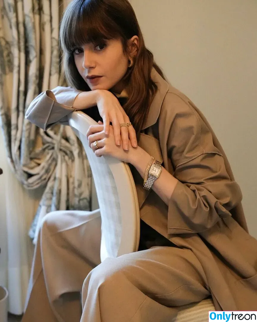 Lily Collins nude photo #0058 (lilyjcollins)