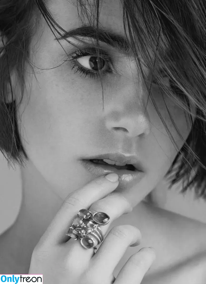 Lily Collins nude photo #0095 (lilyjcollins)