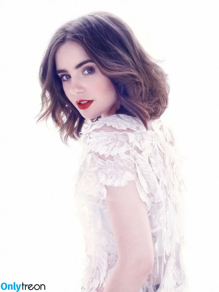 Lily Collins nude photo #0098 (lilyjcollins)