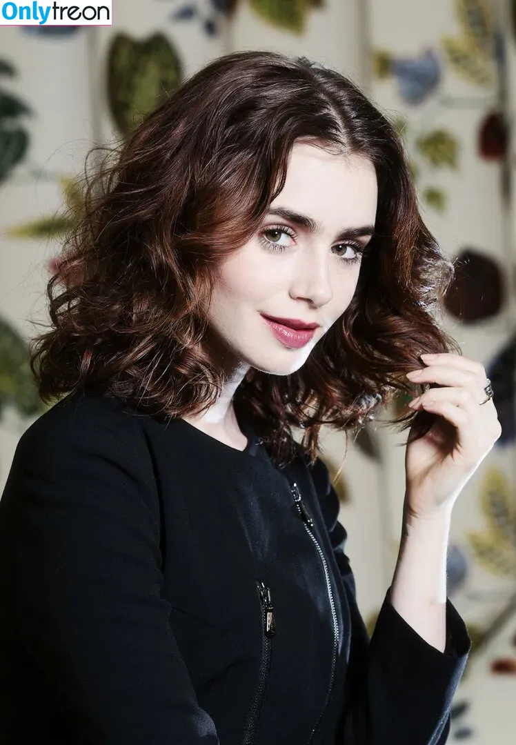 Lily Collins nude photo #0111 (lilyjcollins)