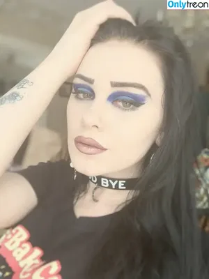 Lily Flood / _Stacys_Mom / cry_baby_brat / lilyflood / lilyflood0 / stacysgothmom / trentonflood nude photo #0007