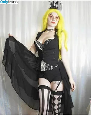 Lily Flood / _Stacys_Mom / cry_baby_brat / lilyflood / lilyflood0 / stacysgothmom / trentonflood nude photo #0014