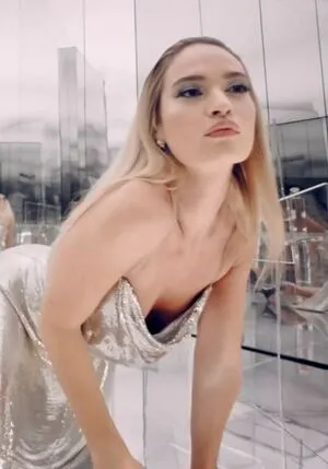 Lily James / lillyjames / lilyjamesofficial nude photo #0503