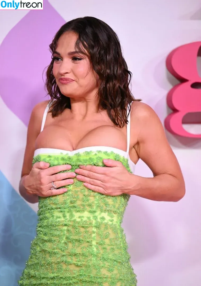 Lily James nude photo #0201 (lillyjames / lilyjamesofficial)