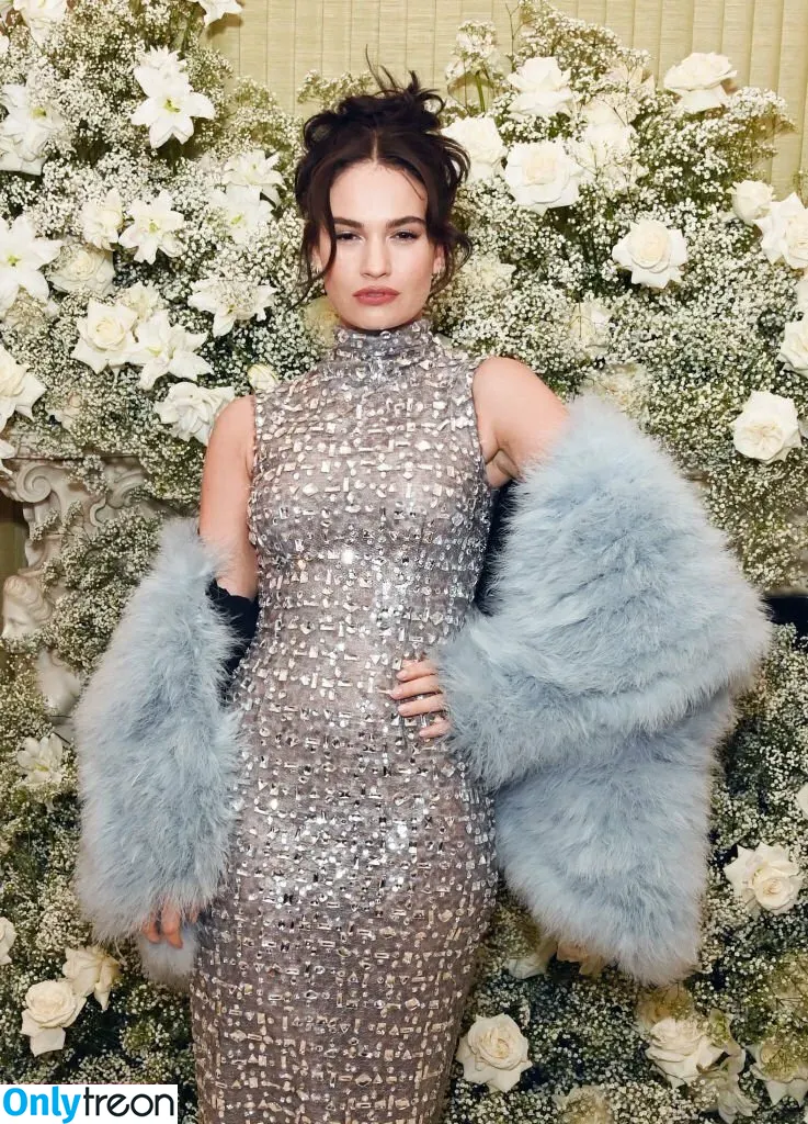 Lily James nude photo #0286 (lillyjames / lilyjamesofficial)