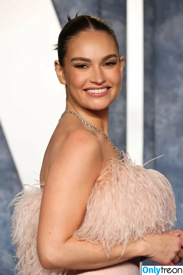 Lily James nude photo #0350 (lillyjames / lilyjamesofficial)