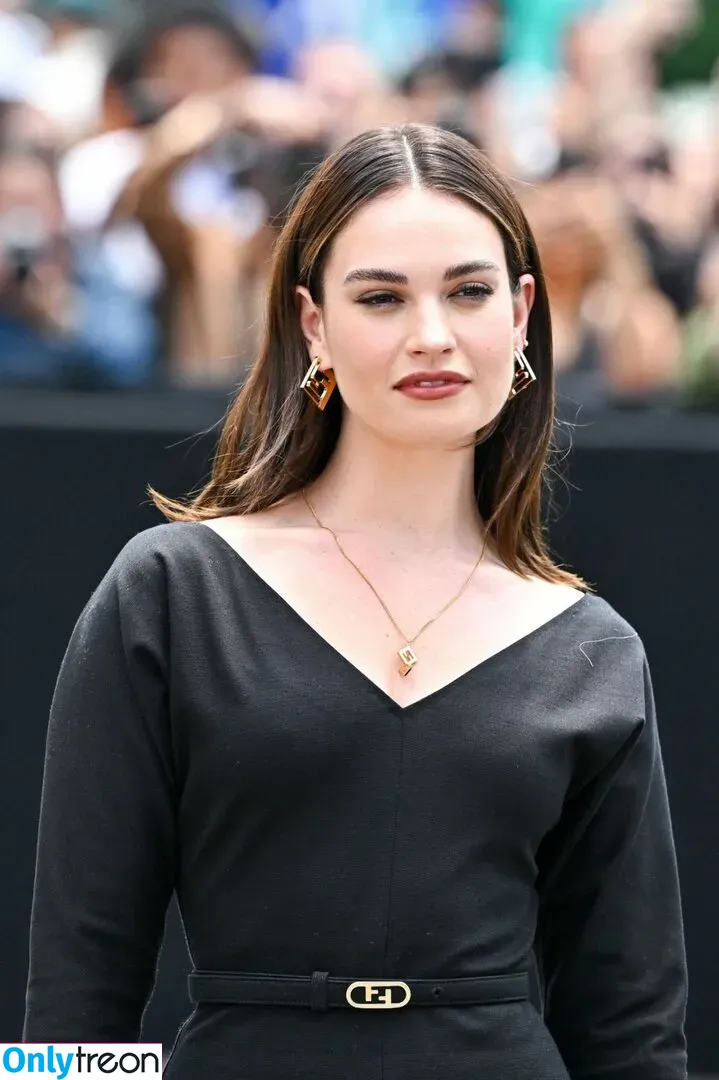 Lily James nude photo #0383 (lillyjames / lilyjamesofficial)