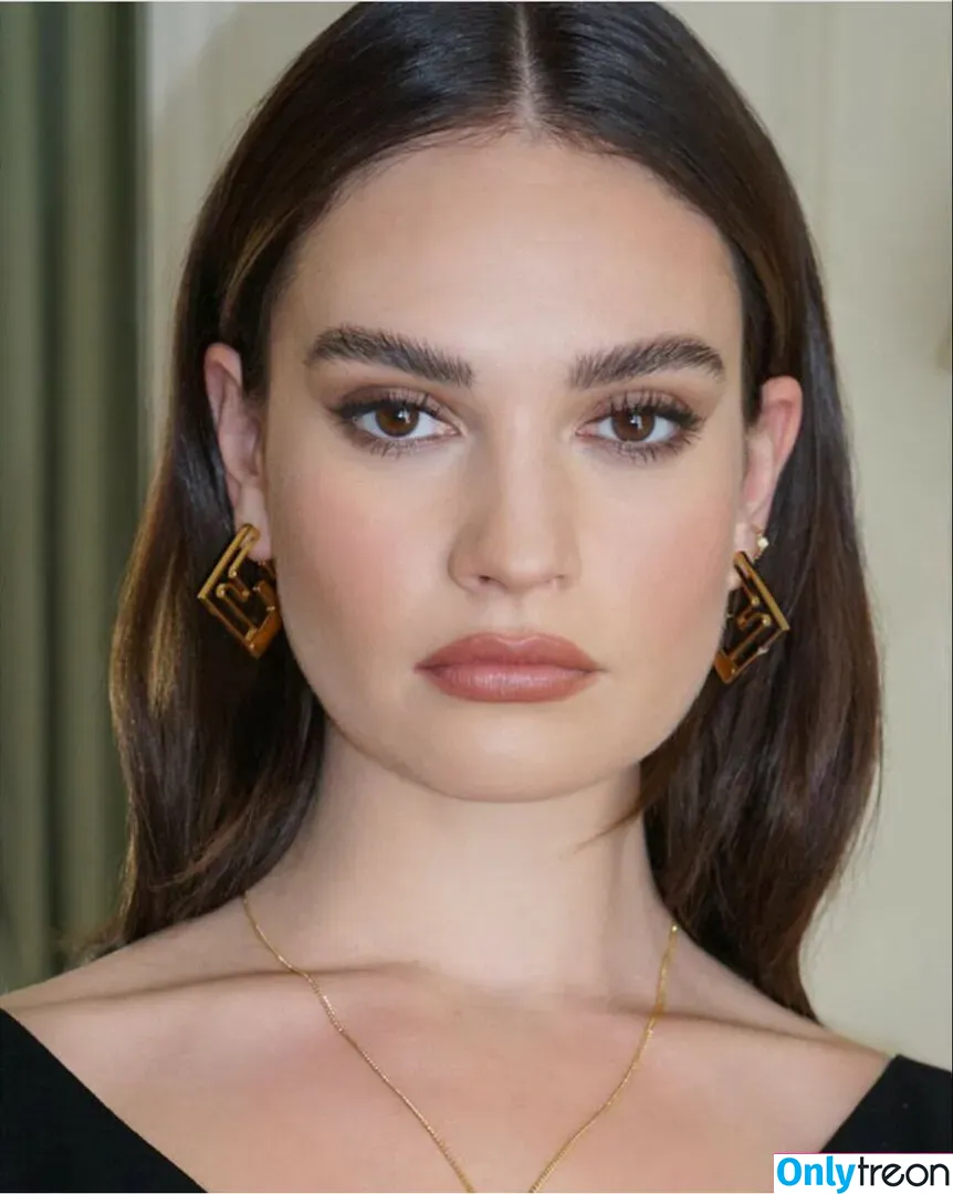 Lily James nude photo #0391 (lillyjames / lilyjamesofficial)
