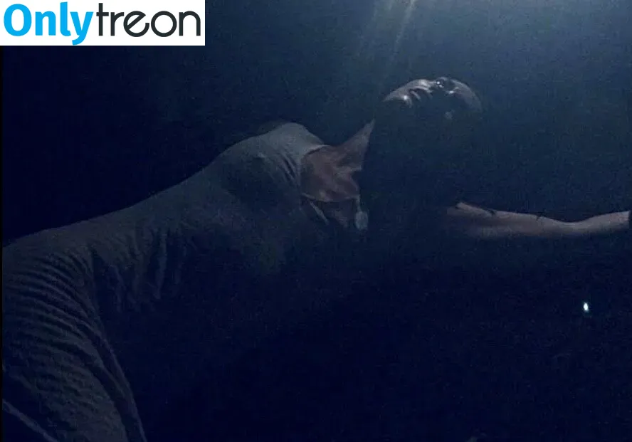 Lily James nude photo #0432 (lillyjames / lilyjamesofficial)