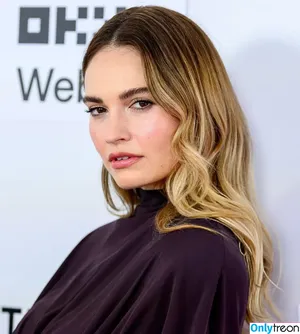 Lily James / lillyjames / lilyjamesofficial nude photo #1419