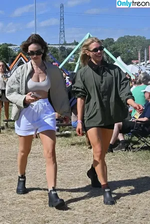 Lily James / lillyjames / lilyjamesofficial nude photo #1455
