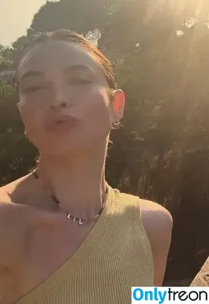 Lily James / lillyjames / lilyjamesofficial nude photo #1466