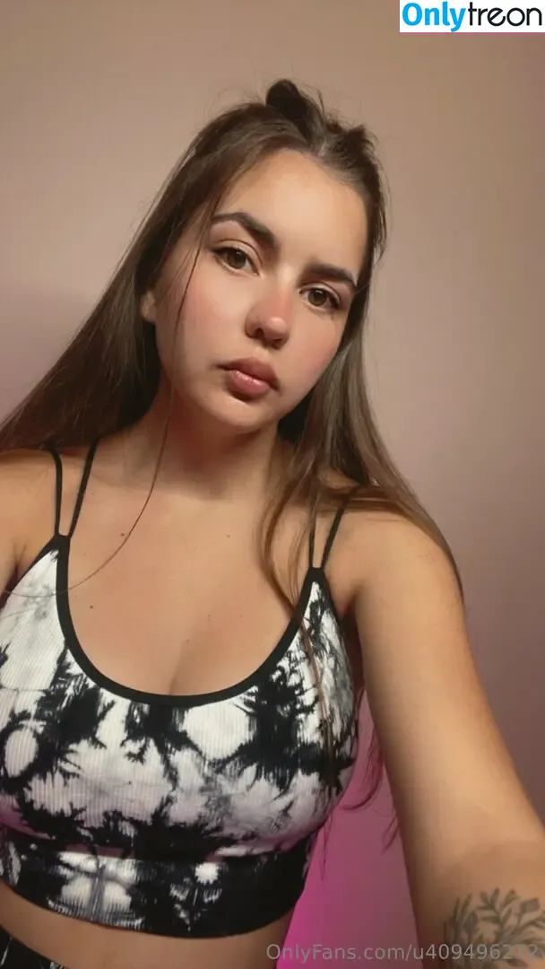 lily.loo nude photo #0001 (lily.loo)