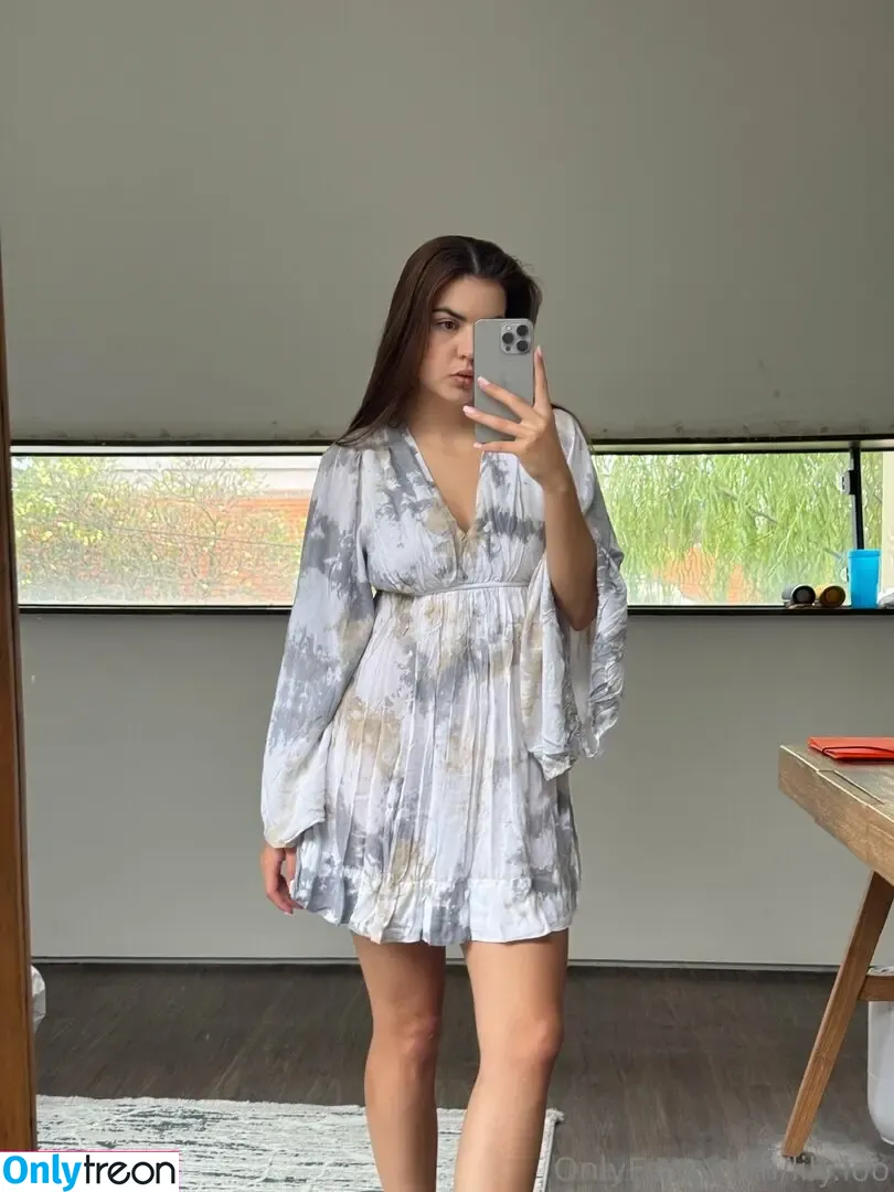 lily.loo nude photo #0060 (lily.loo)