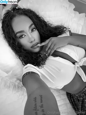 Lily Starfire / lily.starfire / lilystarfire.tv nude photo #0349