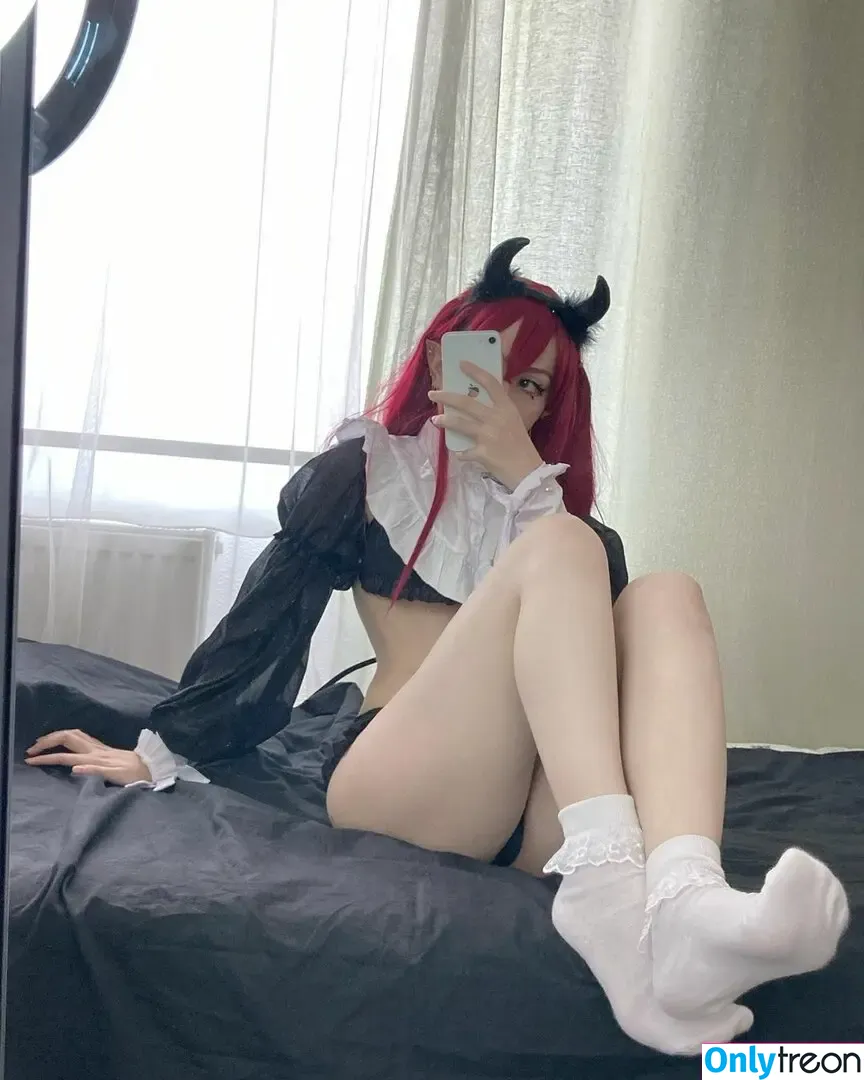 lilyacorncr nude photo #0002 (319228065 / uncorncerned)