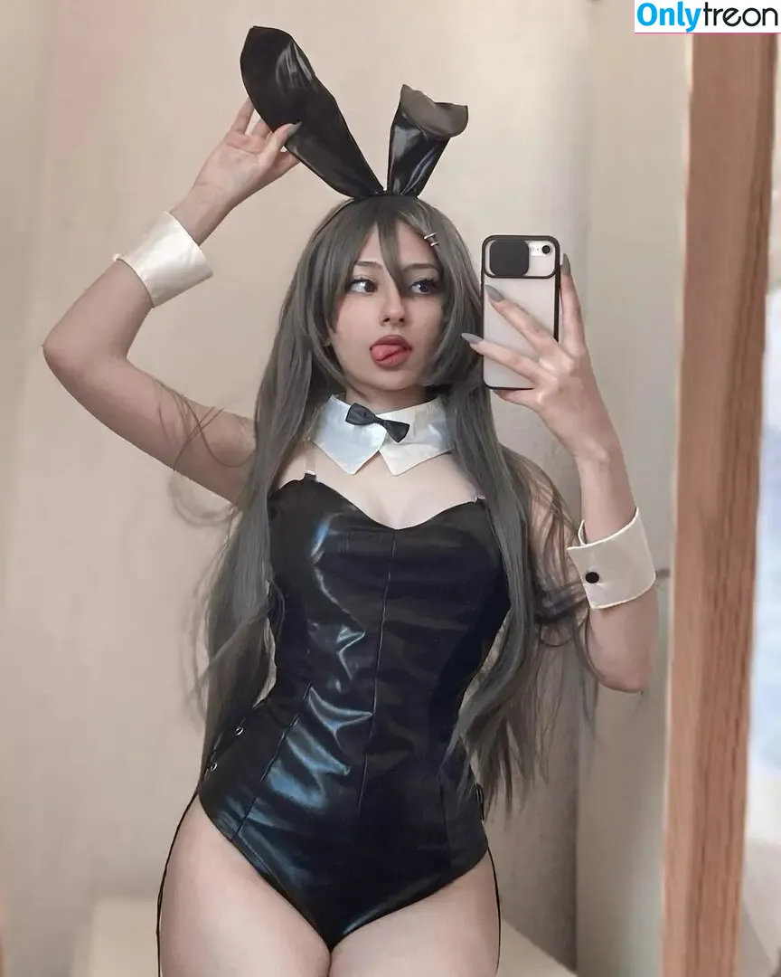 lilyacorncr nude photo #0009 (319228065 / uncorncerned)