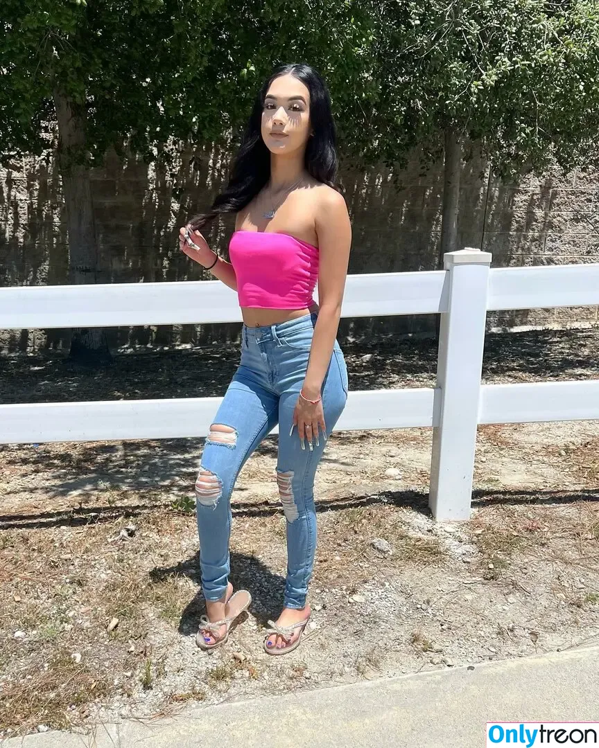 lilyaya3 nude photo #0007 (Hetza_res23)