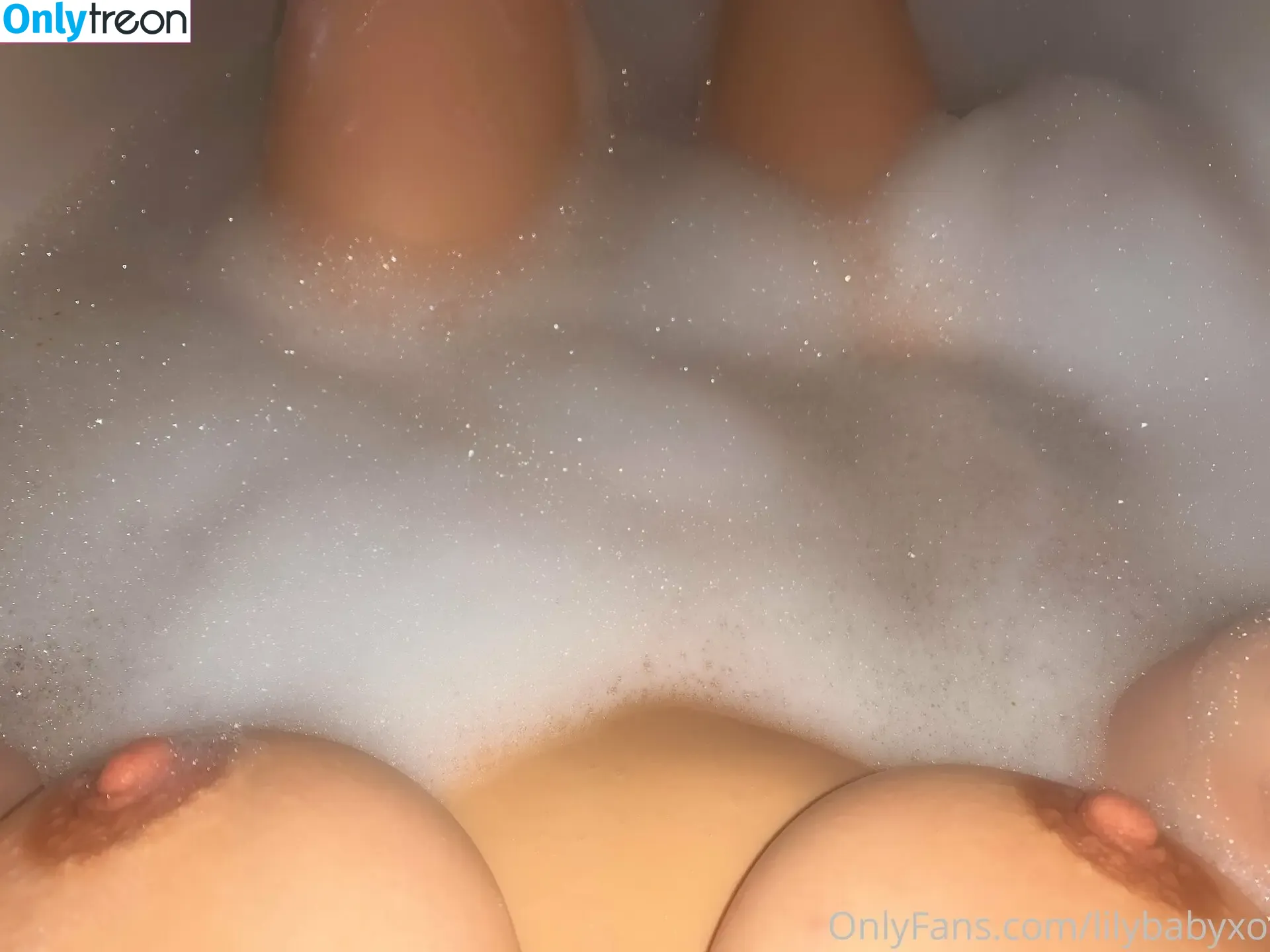 lilybabyxo nude photo #0235 (lilybabyxo)