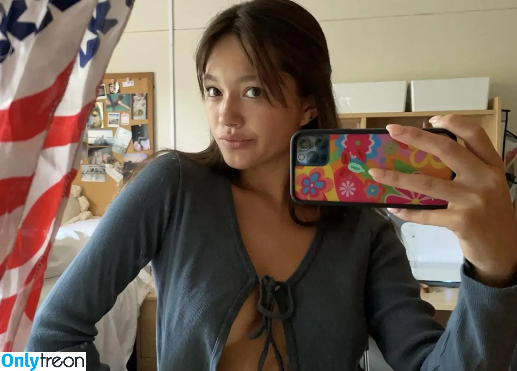 Lilychee nude photo #0017 (Lilychee)