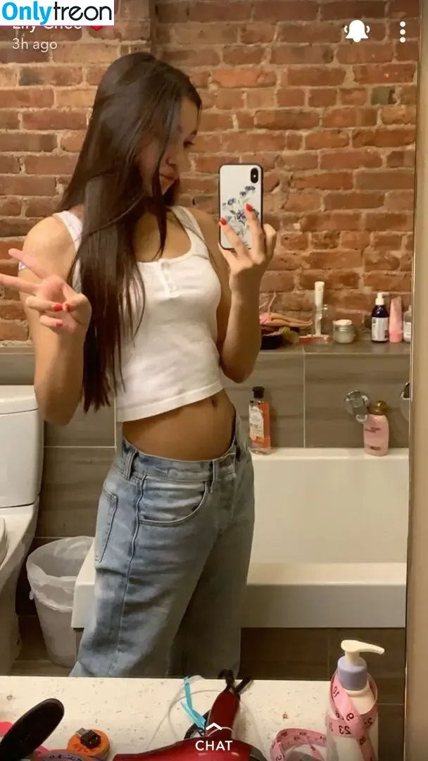 Lilychee nude photo #0027 (Lilychee)