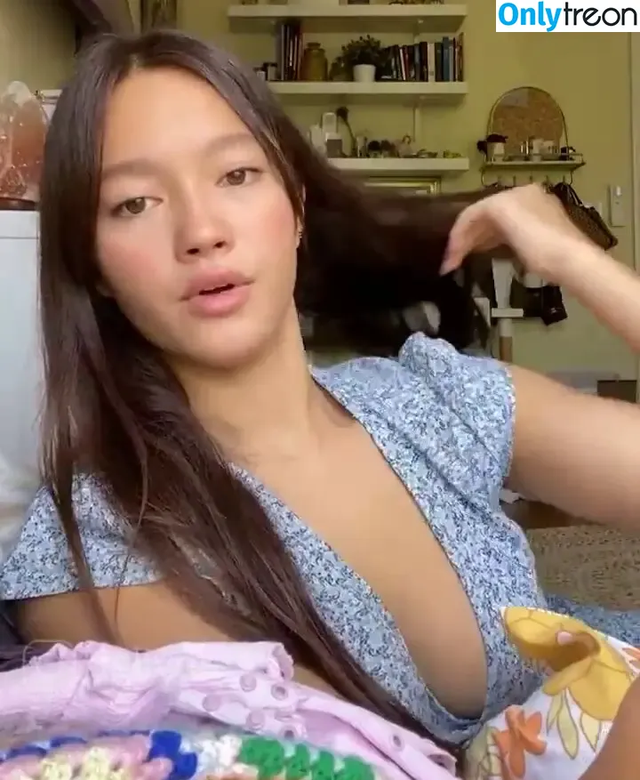 Lilychee nude photo #0058 (Lilychee)