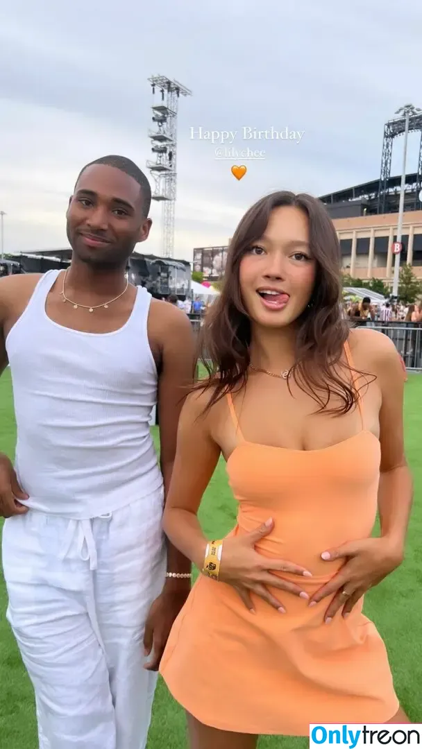 Lilychee nude photo #0177 (Lilychee)