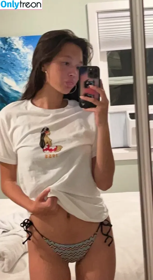 Lilychee nude photo #0236 (Lilychee)