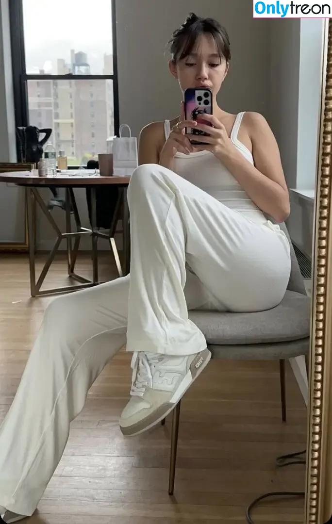 Lilychee nude photo #0395 (Lilychee)