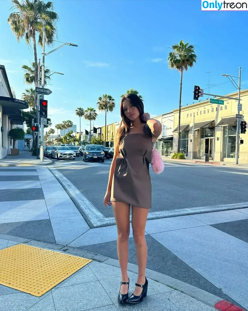 Lilychee nude photo #0421 (Lilychee)