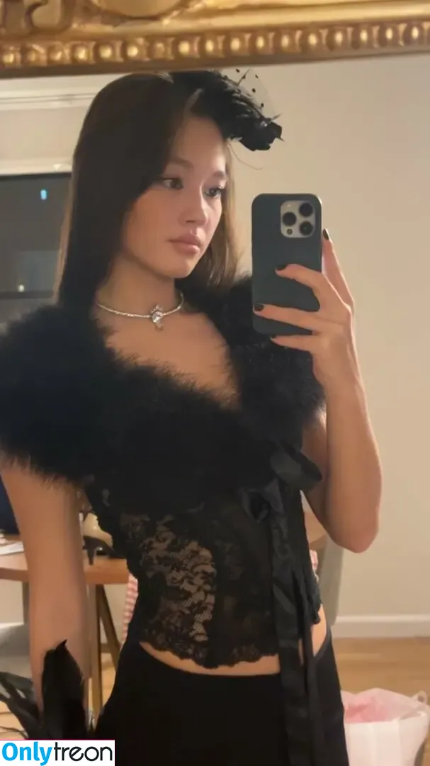 Lilychee nude photo #0640 (Lilychee)