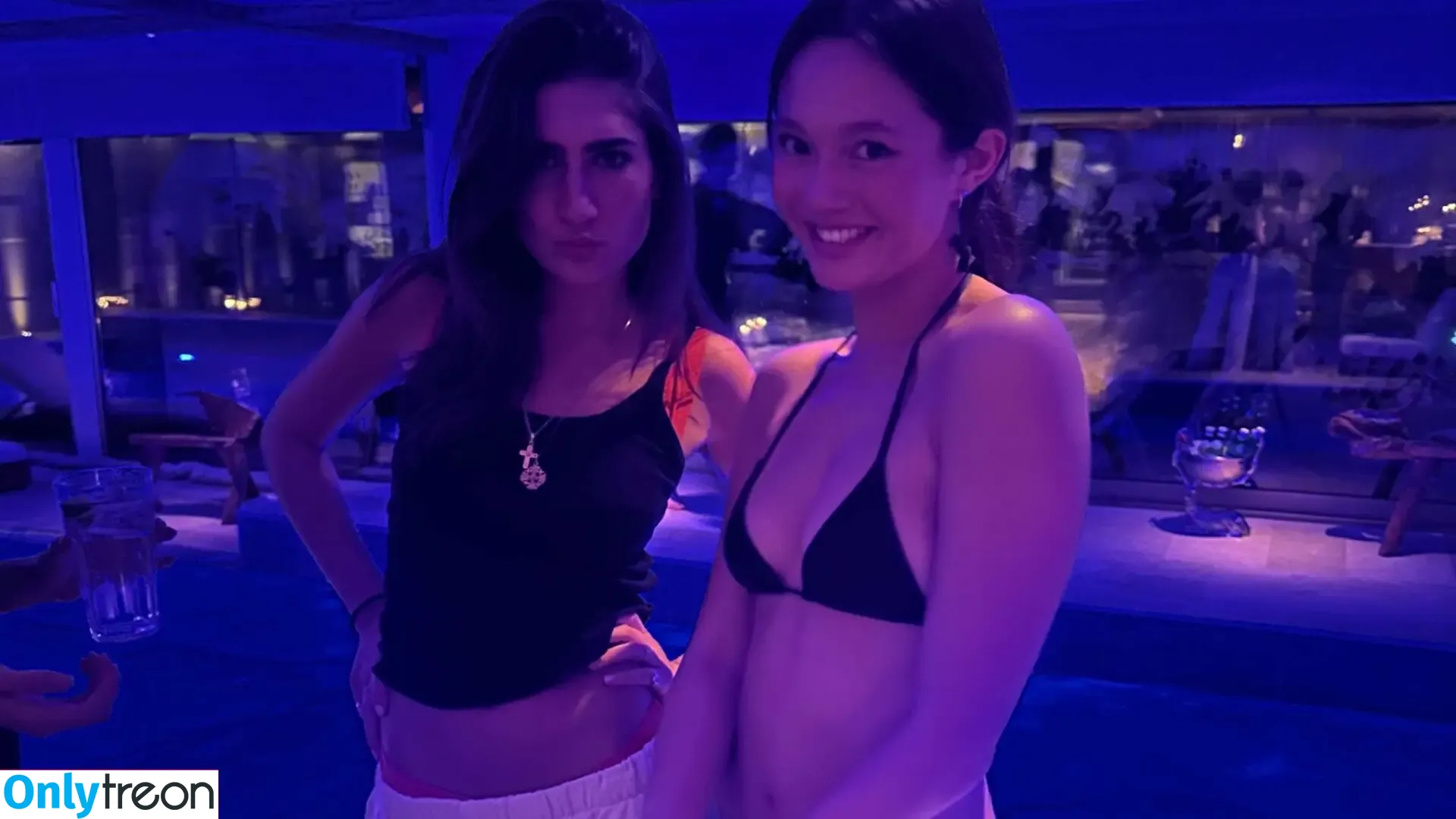 Lilychee nude photo #0800 (Lilychee)