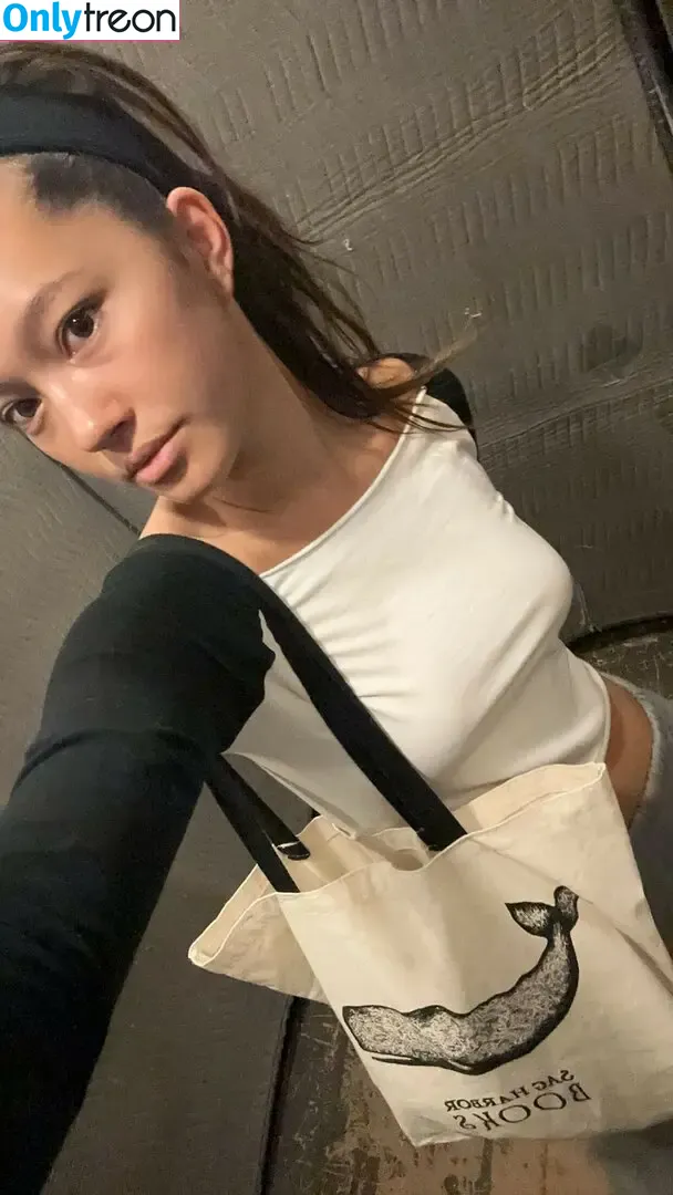 Lilychee nude photo #0939 (Lilychee)