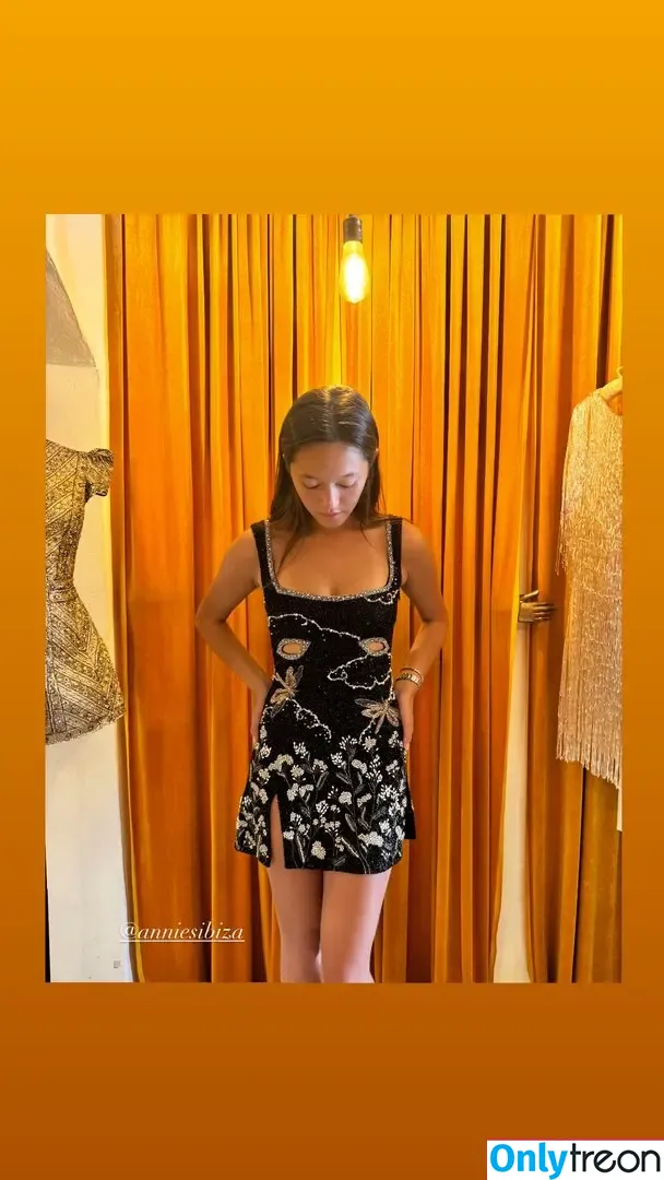 Lilychee nude photo #1790 (Lilychee)