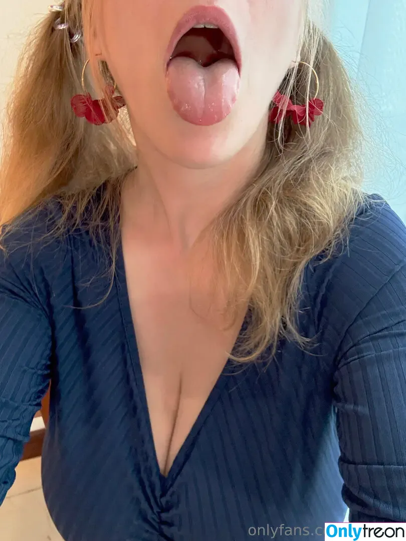 LilyKoti nude photo #0568 (lilyannekot)